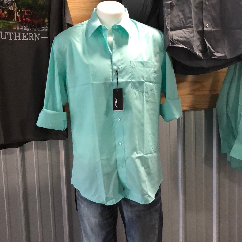 Men’s button up long sleeve